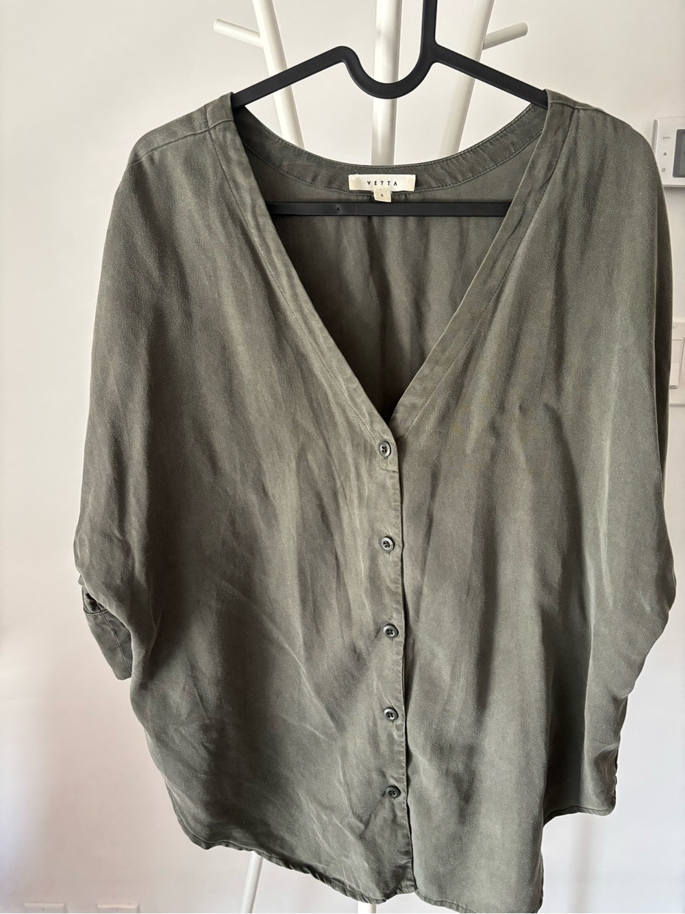 Vetta Olive Button-Front V-Neck Women's Top (oversized fit)